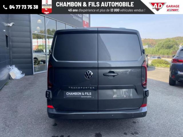 Volkswagen Transporter image 6