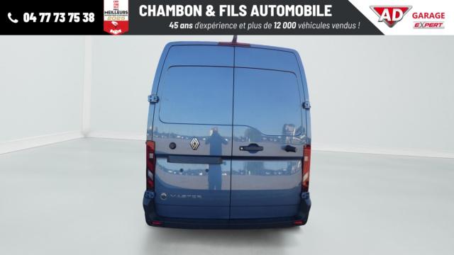 Renault Master image 9