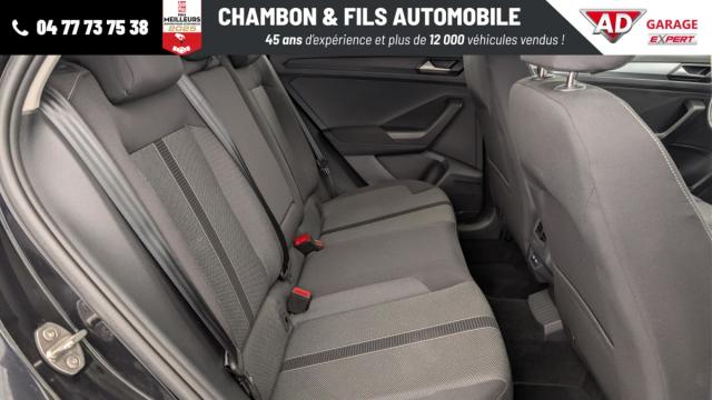 Volkswagen T-Roc image 6