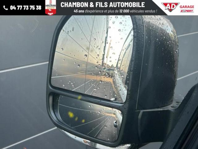 Volkswagen Transporter image 1