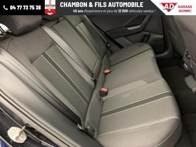 Volkswagen T-Roc image 8