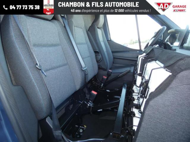 Renault Master image 9