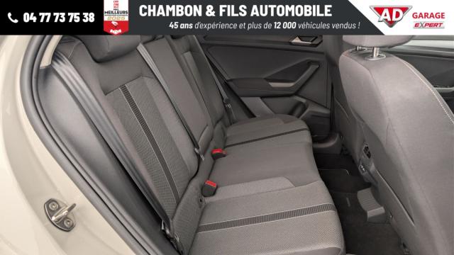 Volkswagen T-Roc image 9