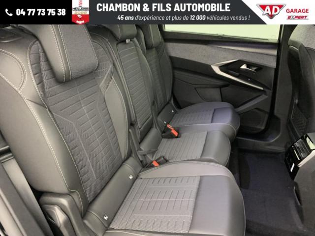 Peugeot 5008 image 1