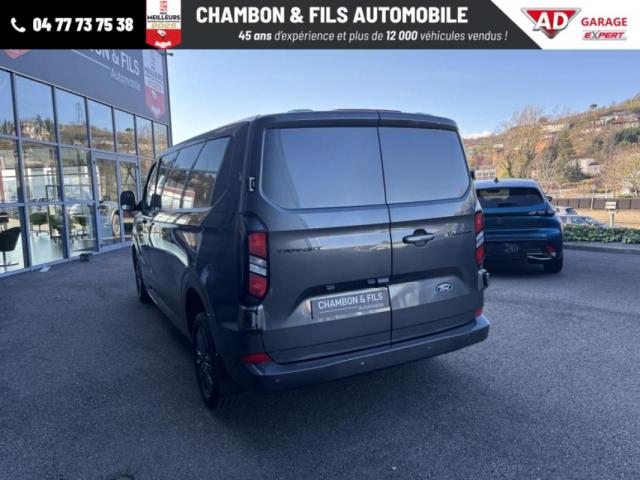 Ford Transit Custom image 5