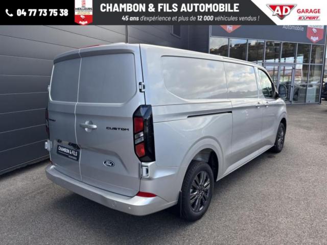 Ford Transit Custom image 3