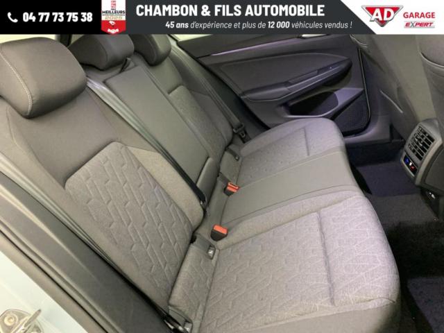 Volkswagen Golf image 8