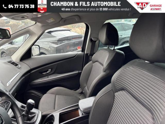 Renault Grand Scénic image 1