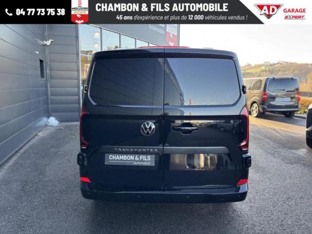 Volkswagen Transporter image 3