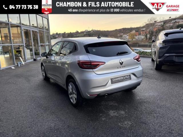 Renault Clio image 9