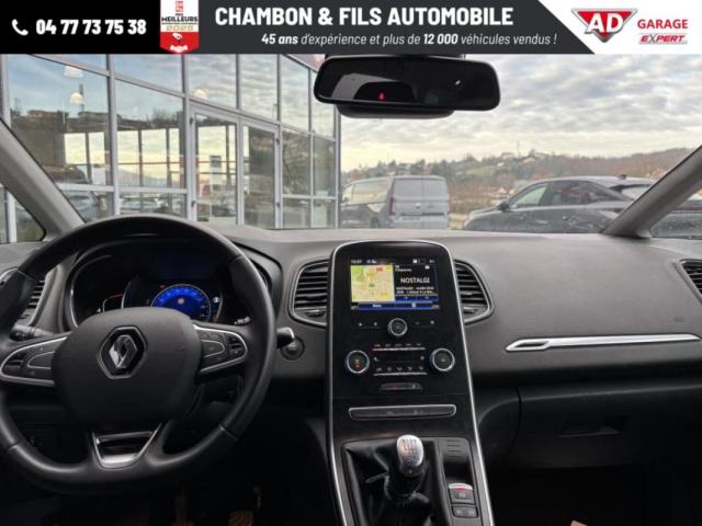 Renault Grand Scénic image 2