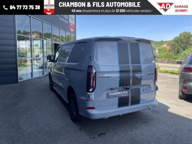 Ford Transit Custom image 9