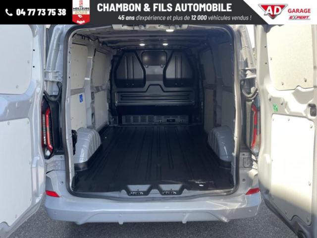 Ford Transit Custom image 6