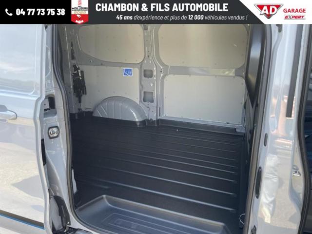 Ford Transit Custom image 8