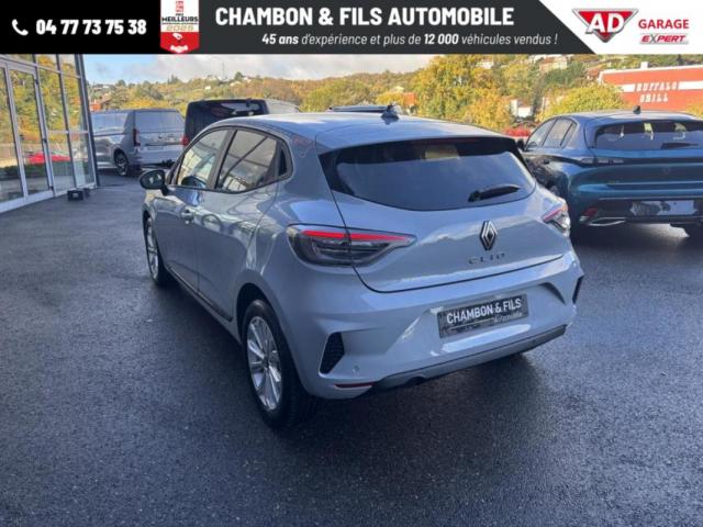 Renault Clio image 2