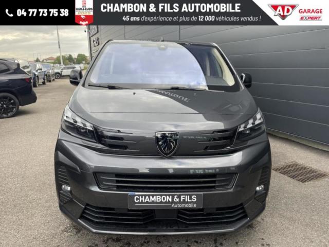 Peugeot Traveller image 9