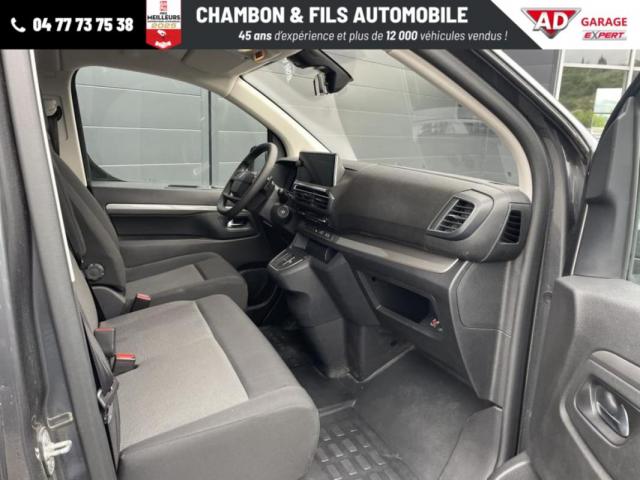 Peugeot Traveller image 1