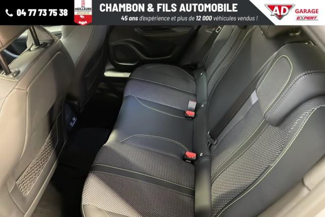 Peugeot 2008 image 8