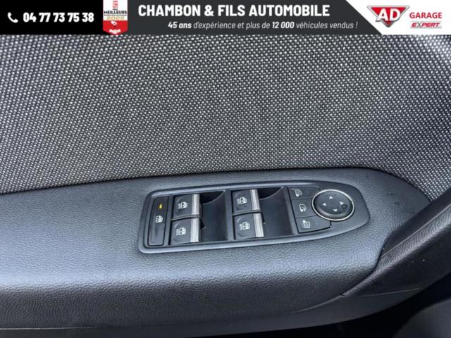 Renault Captur image 2