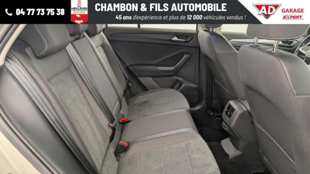 Volkswagen T-Roc image 2