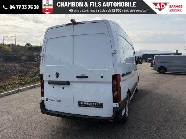 Renault Master image 7