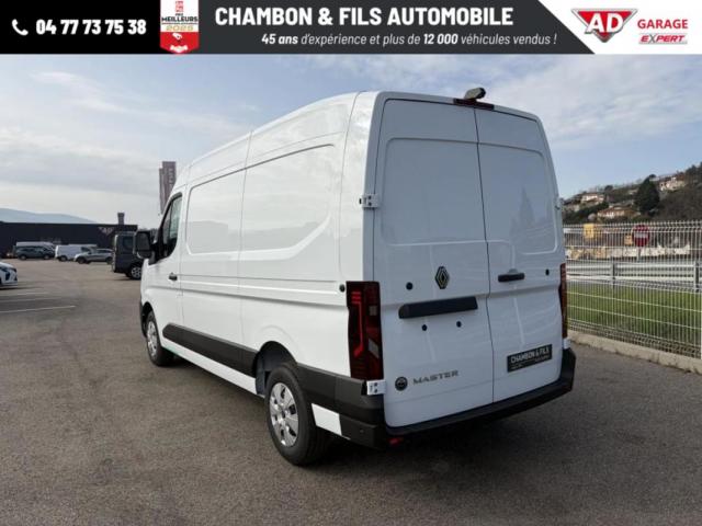 Renault Master image 9
