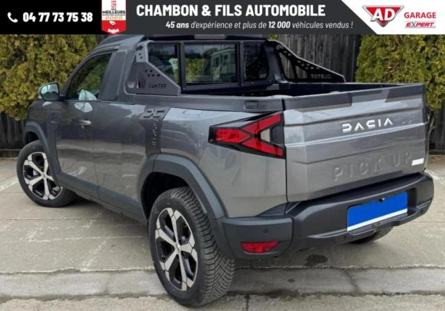 Dacia Pick-Up image 2