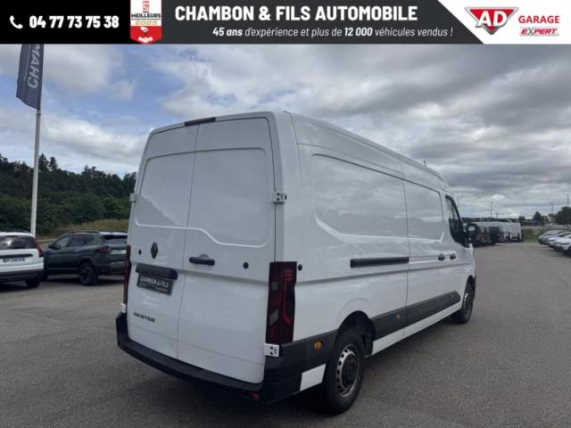 Renault Master image 8