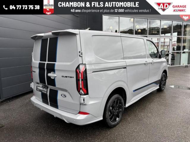 Ford Transit Custom image 3