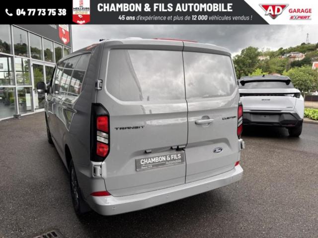 Ford Transit Custom image 8