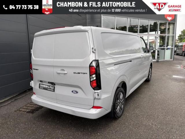 Ford Transit Custom image 4