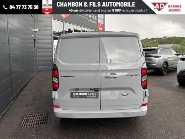 Ford Transit Custom image 9