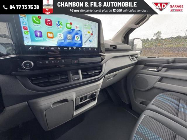 Ford Transit Custom image 8