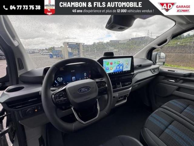 Ford Transit Custom image 9