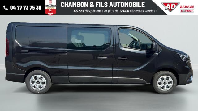 Renault Trafic image 2