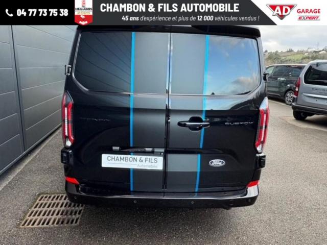 Ford Transit Custom image 2