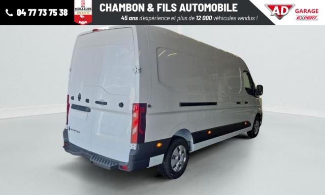 Renault Master image 1