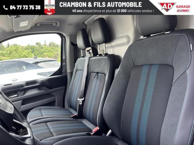 Ford Transit Custom image 3