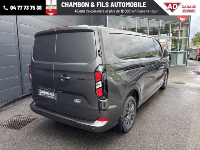 Ford Transit Custom image 3