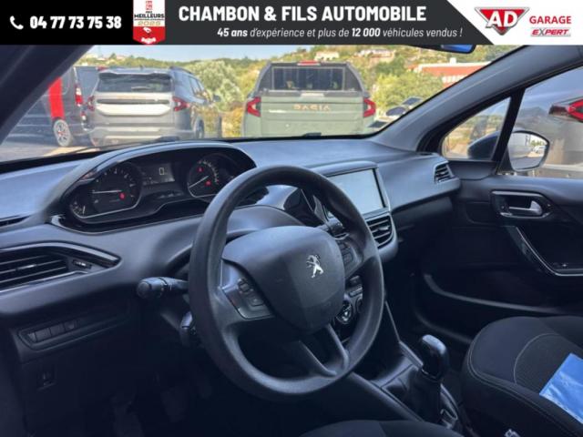 Peugeot 208 image 3