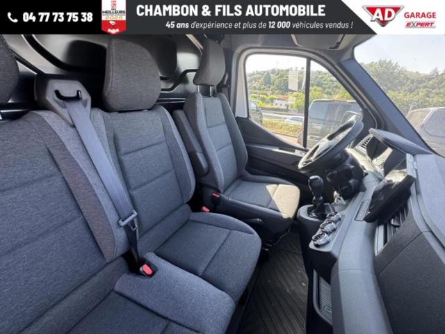 Renault Master image 9