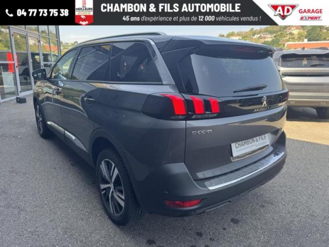 Peugeot 5008 image 1