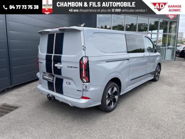Ford Transit Custom image 7