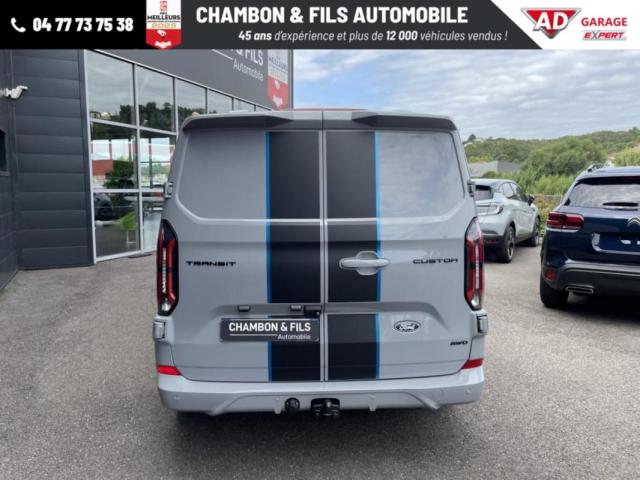Ford Transit Custom image 9