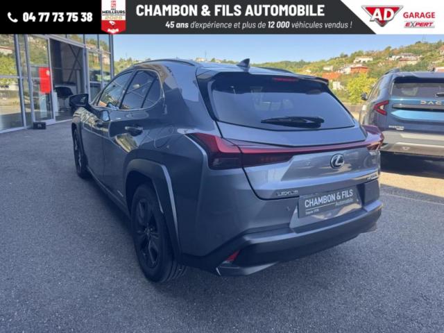 Lexus Ux image 6