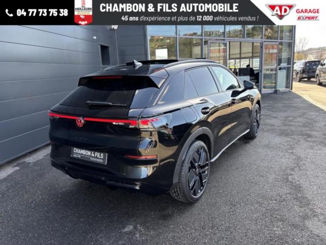 Volkswagen T-Roc image 9