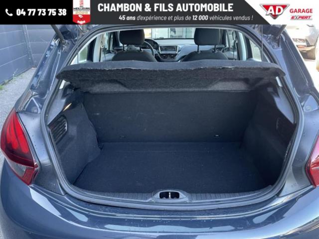 Peugeot 208 image 2