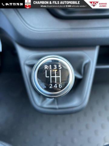 Renault Trafic image 8