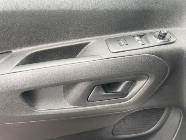 Peugeot Partner image 8