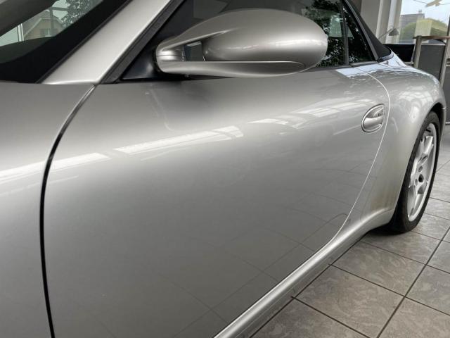 Porsche 911 image 5